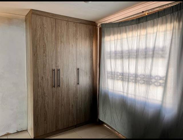 2 BEDROOM HOUSE FOR SALE IN SOSHANGUVE SOUTH